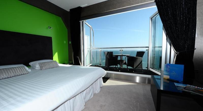 Suncliff Hotel - OCEANA COLLECTION Bournemouth Zimmer foto